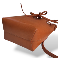 Bolsa Mansur Gavriel Bucket Couro Caramelo