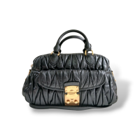 Bolsa Miu Miu Matelassê Preta