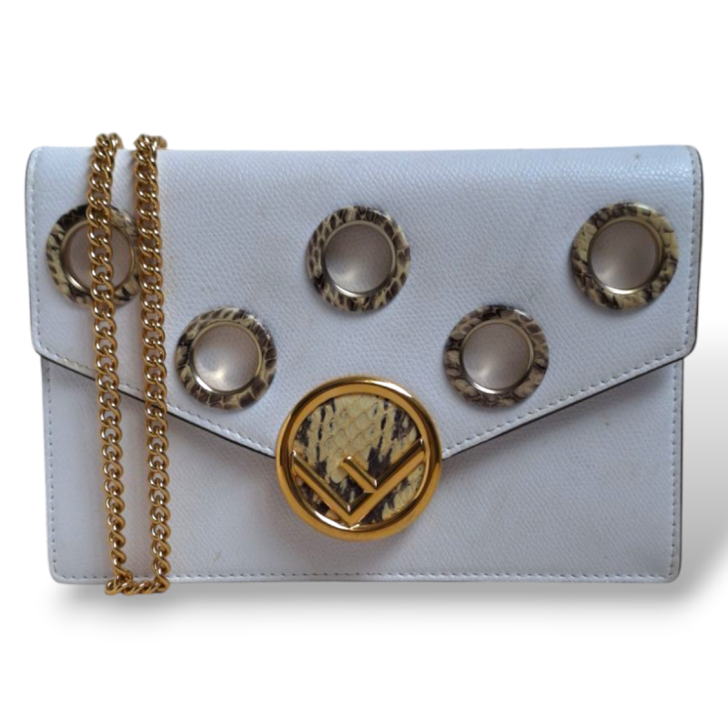 Bolsa Fendi Off White com Detalhes em Python Bolsa Fendi Off White com Detalhes em Python