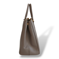 Bolsa Prada Saffiano Lux Galleria Argila 