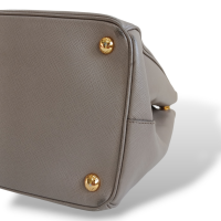 Bolsa Prada Saffiano Lux Galleria Argila 