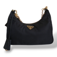 Bolsa Prada Re-Edition Nylon Preta