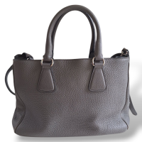 Bolsa Prada Tote Cinza com Alça Longa 