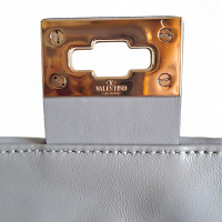 Bolsa Valentino Candy Stud Cinza