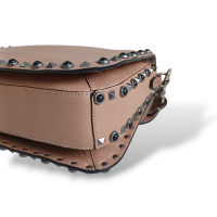 Bolsa Valentino Rockstud Guitar Nude