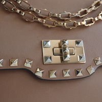 Bolsa Valentino Rockstud Bege