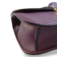 Bolsa Valentino Glam Lock Rockstud Roxa