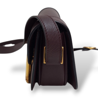 Bolsa Valentino Supervee V-ring Caramelo 
