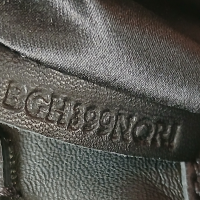 Clutch Valentino Rockstud Preta