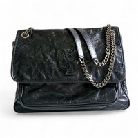 Bolsa Yves Saint Laurent Niki Preta