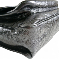 Bolsa Yves Saint Laurent Niki Preta