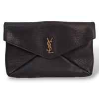 Clutch Yves Saint Laurent Cassandre Preta