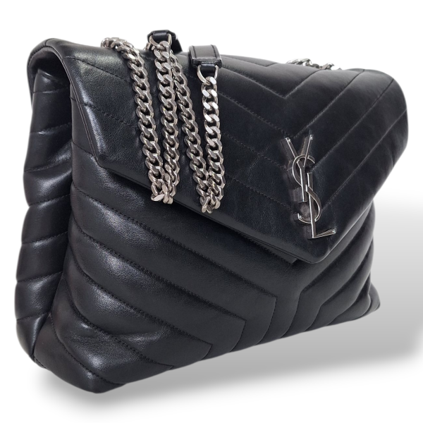 Bolsa Yves Saint Laurent LouLou Puffer Preta