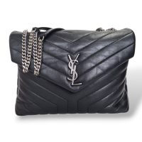 Bolsa Yves Saint Laurent LouLou Puffer Preta