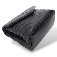 Bolsa Yves Saint Laurent LouLou Puffer Preta