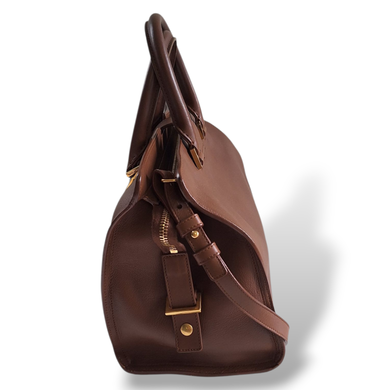 Bolsa Yves Saint Laurent Chic Marrom  Bolsa Yves Saint Laurent Chic Marrom