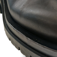 Bota Bottega Veneta Lug Chelsea Preta - 37 