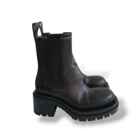 Bota Bottega Veneta Lug Chelsea Preta - 37 