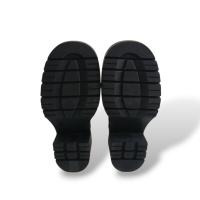 Bota Bottega Veneta Lug Chelsea Preta - 37 