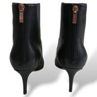 Bota Jimmy Choo Preta-35