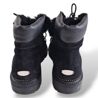 Bota Jimmy Choo Preta Detalhe PomPom-38 Bota Jimmy Choo Preta Detalhe PomPom-38