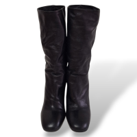 Bota Miu Miu Preta de Couro - 37