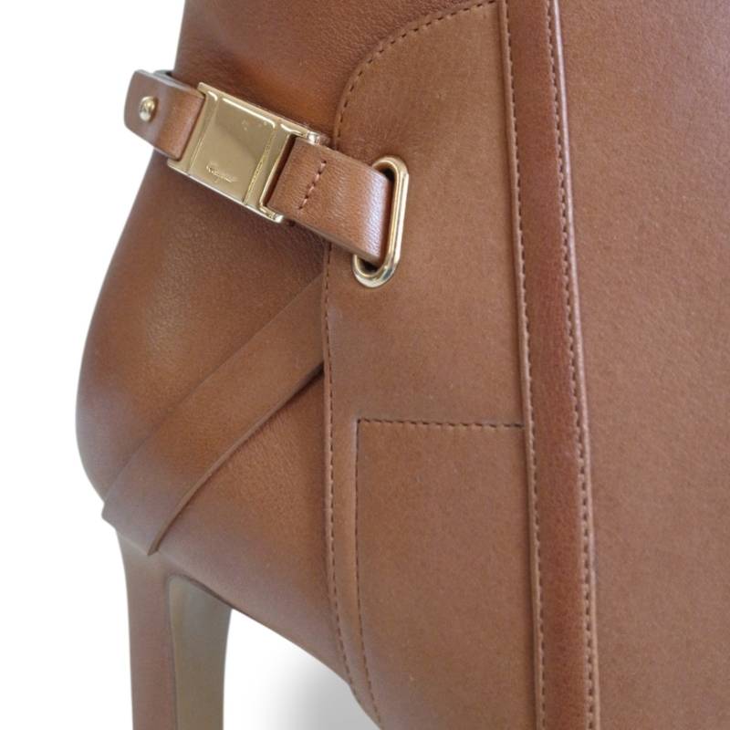 Bota Salvatore Ferragamo Caramelo - 36 