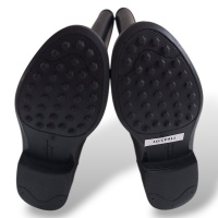 Galocha Salvatore Ferragamo Preta-35