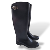 Galocha Salvatore Ferragamo Preta-35