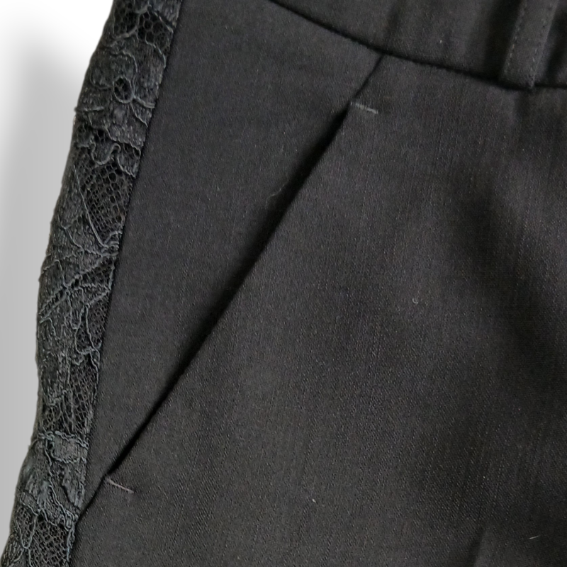 Calça Emílio Pucci Preta Bordada na Lateral-38