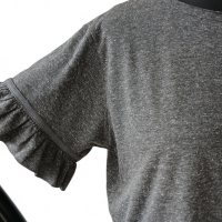 Camiseta NK Store Cinza Babados Manga-M