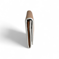 Carteira Prada Caramelo com Debrum Branco