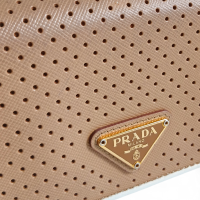 Carteira Prada Caramelo com Debrum Branco