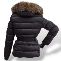 Casaco Moncler Preto Com Cinto e Capuz - 36
