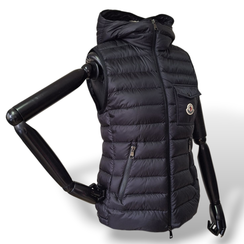 Colete Moncler Preto com Capuz - M Colete Moncler Preto com Capuz - M