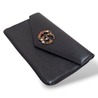 Clutch Gucci Envelope GG Preta 