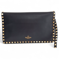 Clutch Valentino Rockstud Preta