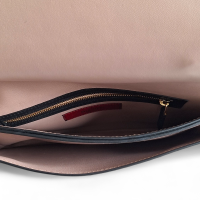 Clutch Valentino Rockstud Preta