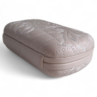 Clutch Versace Off White com Alça Corrente