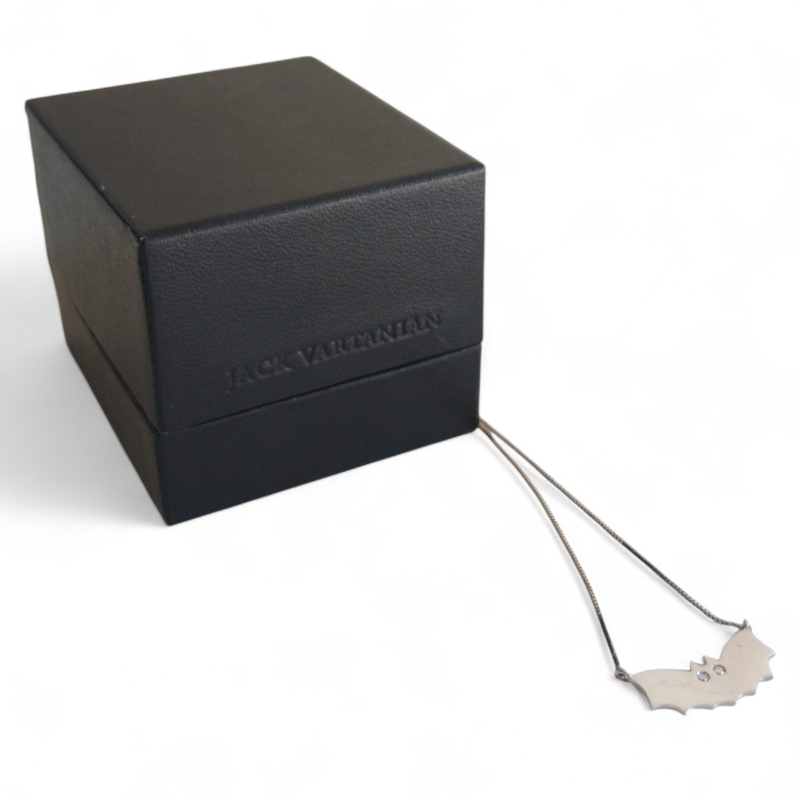 Colar Jack Vartarian Morcego Ouro Branco 