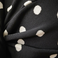 Cropped NK Store de Poá Preto e Branco - M Cropped NK Store de Poá Preto e Branco - M