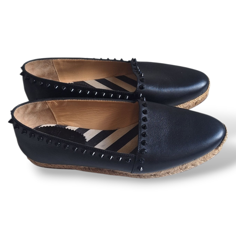 Espadrille Christian Louboutin Preta com Spikes-36