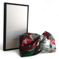 Faixa de Cabeça Gucci Estampa Florida - M Faixa de Cabeça Gucci Estampa Florida - M