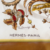Lenço Hermès Estampado Medusa