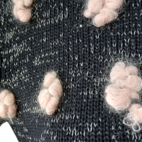 Malha Chloé Preta Pompom Rosa - PP