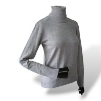 Malha NK Cinza Gola Alta - M