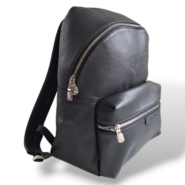Mochila Louis Vuitton Preta  Mochila Louis Vuitton Preta