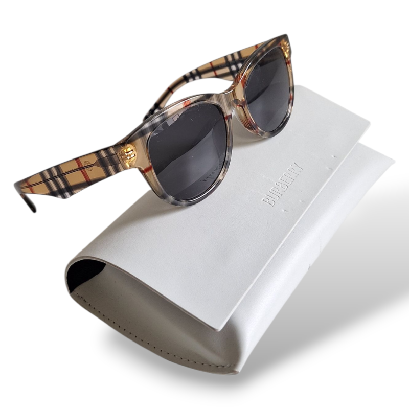 Óculos Burberry-B4432-U Óculos Burberry-B4432-U