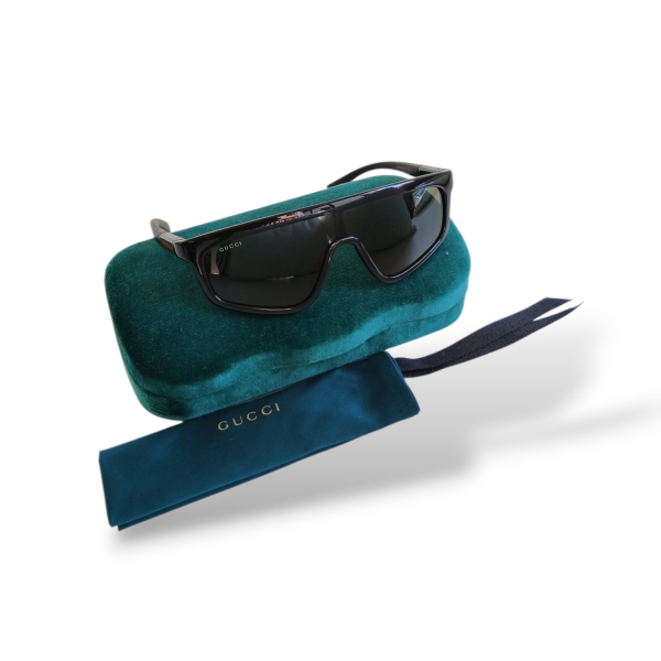 Óculos Gucci Preto GG1736S 