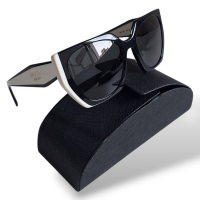 Óculos Prada SPR 15W Preto com Branco